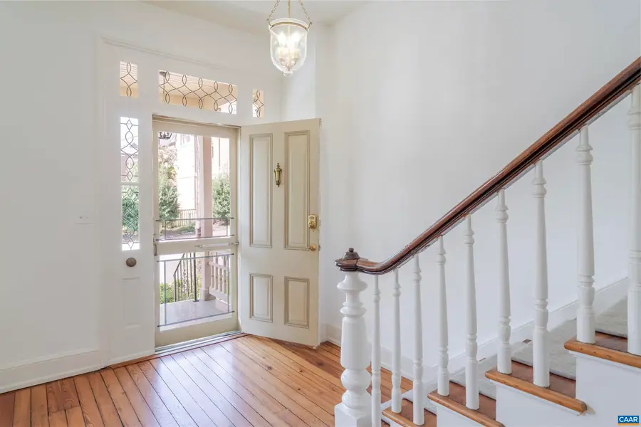 17 Washington St N, Staunton, VA 24401 - #3