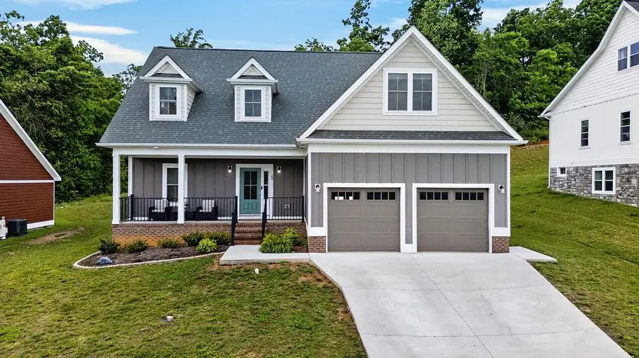 49 Mcilwee Ln, Staunton, VA 24401 - #2
