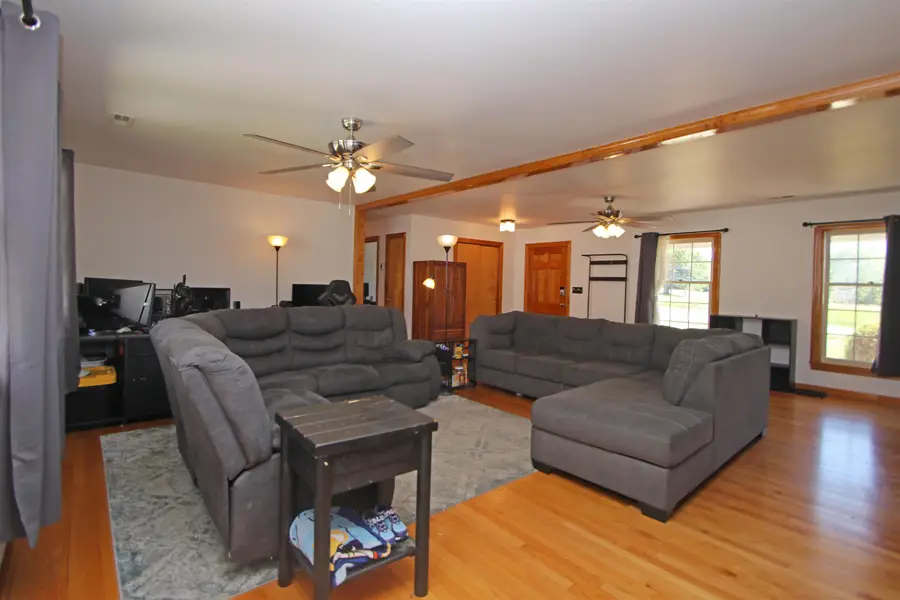 184 Orchard Dr, Timberville, VA 22853 - #2