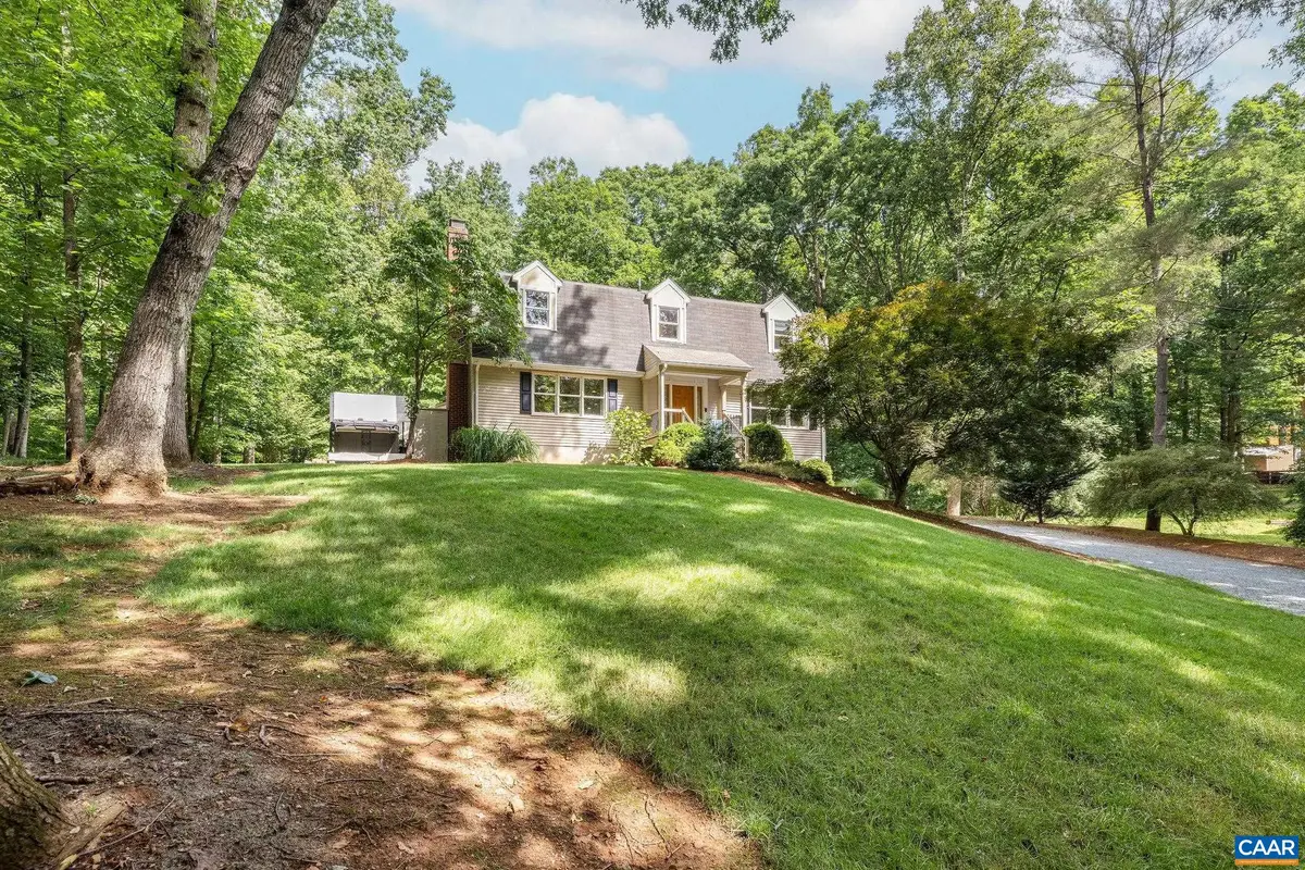 125 Vincennes Rd, Charlottesville, VA 22911 - #1