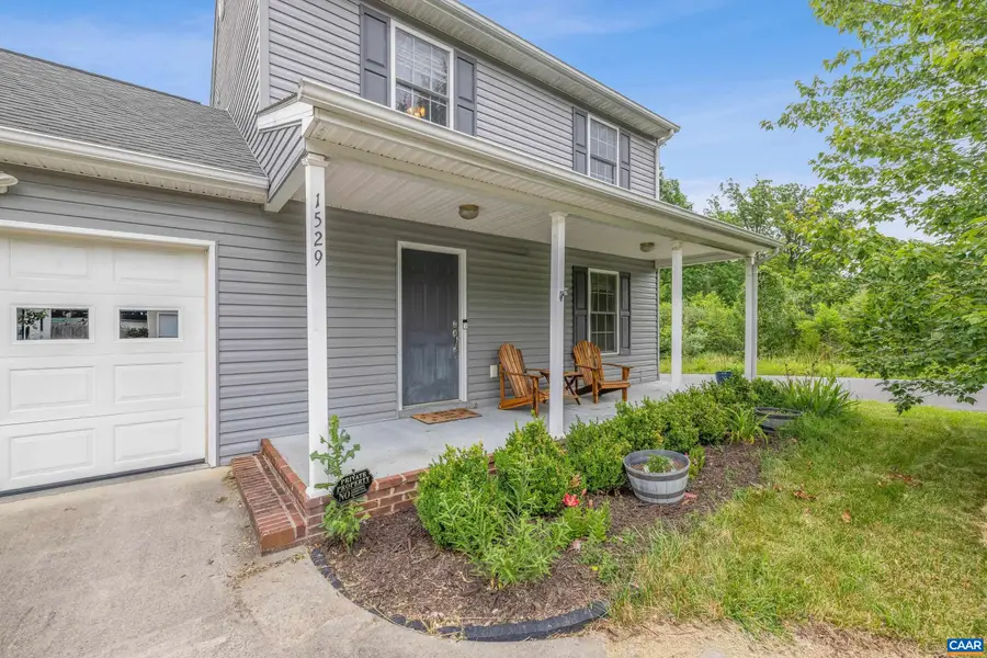 1529 C St, Waynesboro, VA 22980 - #2