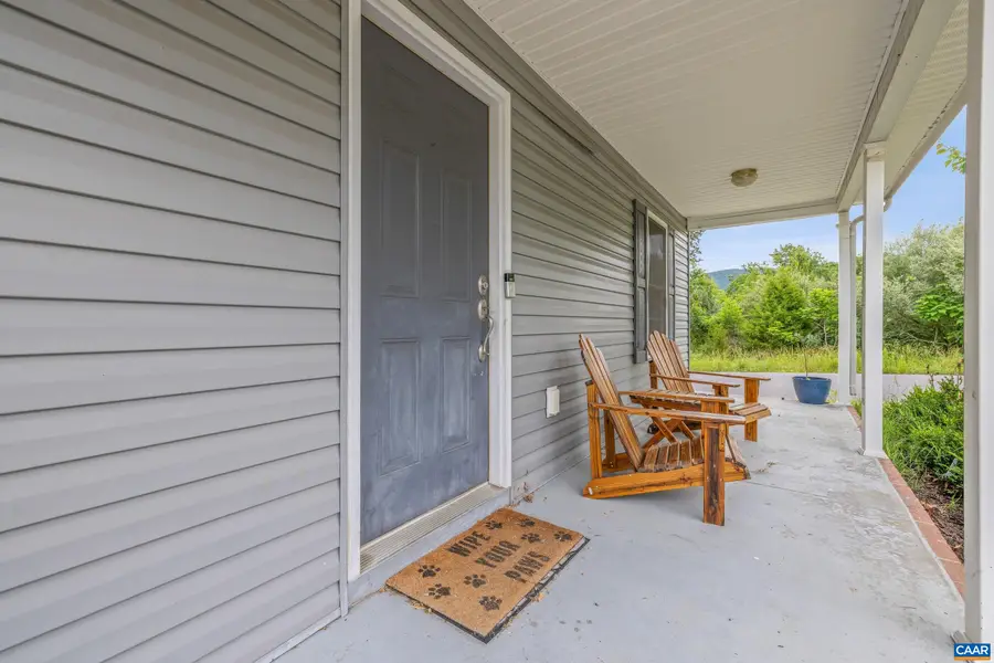 1529 C St, Waynesboro, VA 22980 - #3