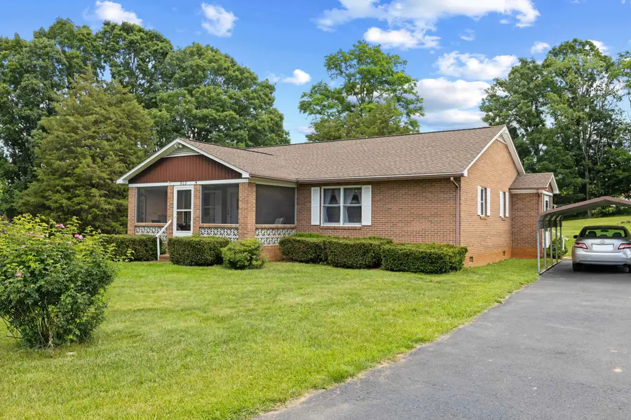 902 Augusta Farms Rd, Stuarts Draft, VA 24477 - #2