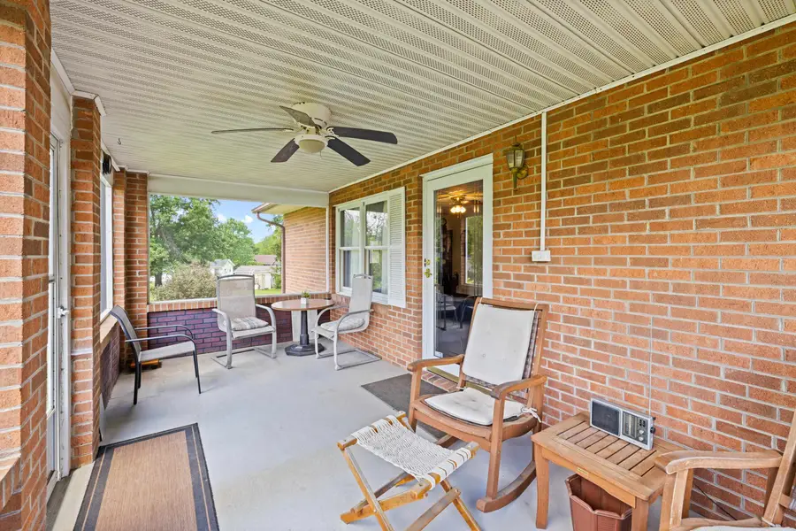 902 Augusta Farms Rd, Stuarts Draft, VA 24477 - #3