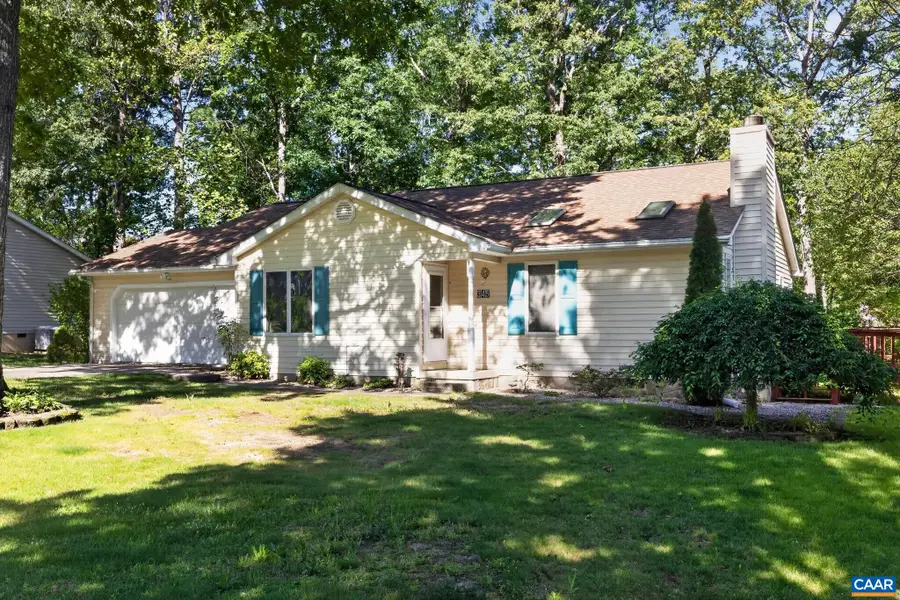 345 Cooper Dr, Stuarts Draft, VA 24477 - #3