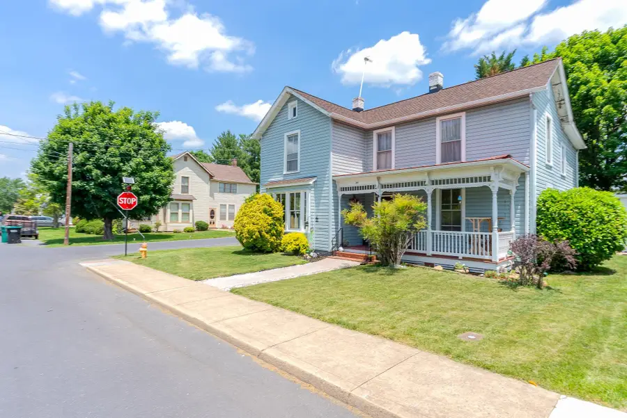 300 Broad St, Bridgewater, VA 22812 - #2