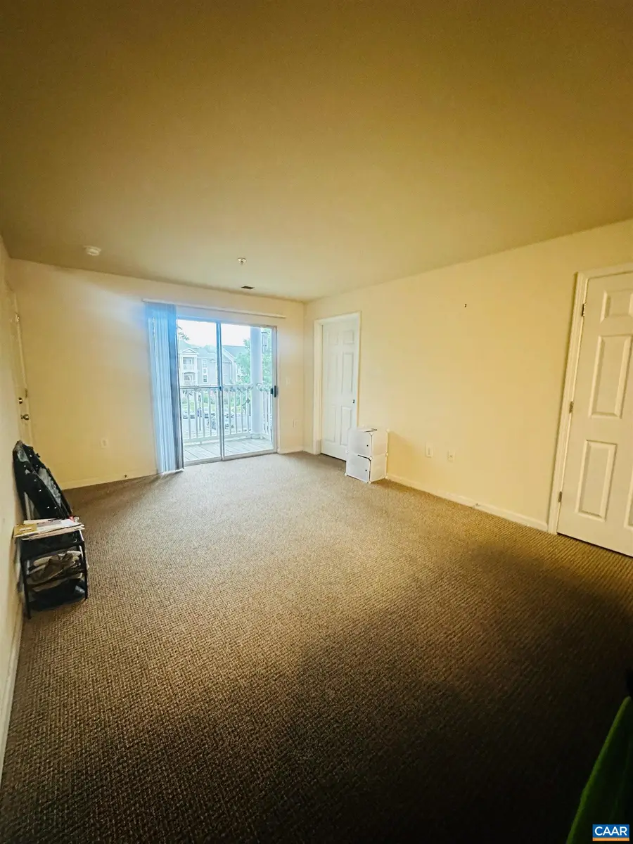 235 Yellowstone Dr, Charlottesville, VA 22903 - #3