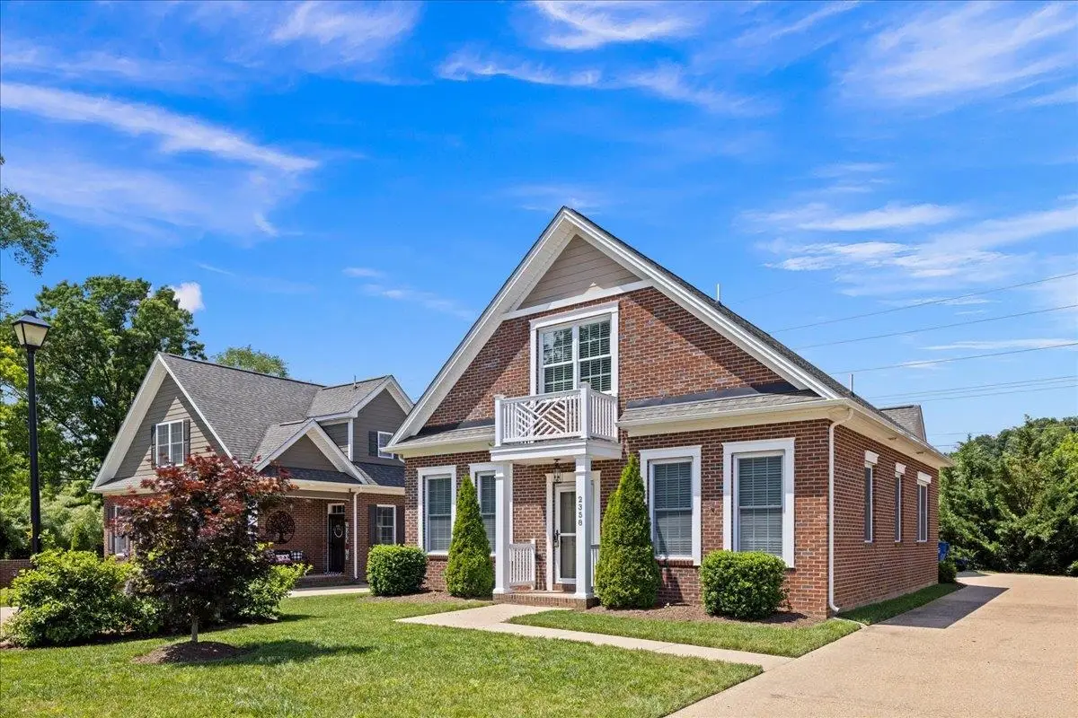 2358 Alston Cir, Harrisonburg, VA 22802 - #1