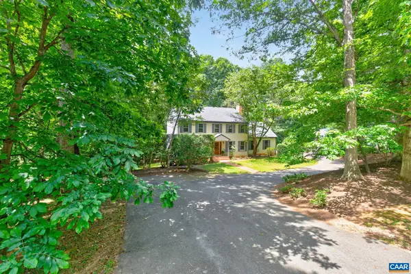 2130 Whippoorwill Rd, Charlottesville, VA 22901