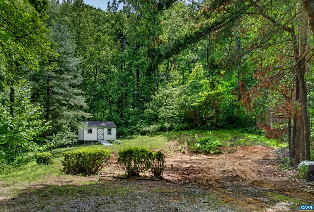 3955 Taylors Mountain Farm Ln, Charlottesville, VA 22903 - #1