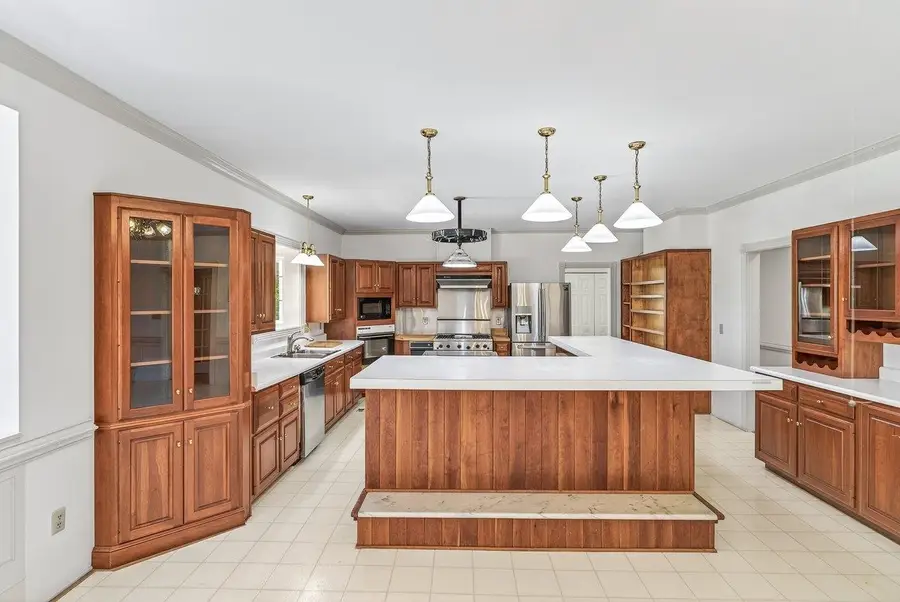 609 Lime Kiln Dr, Rockingham, VA 22802 - #3