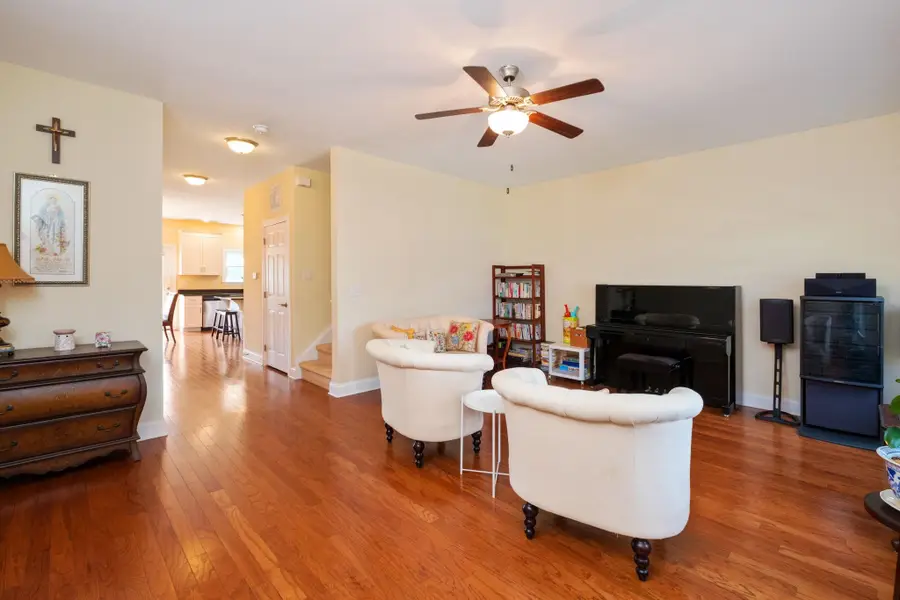 330 Sapphire Dr, Harrisonburg, VA 22801 - #3