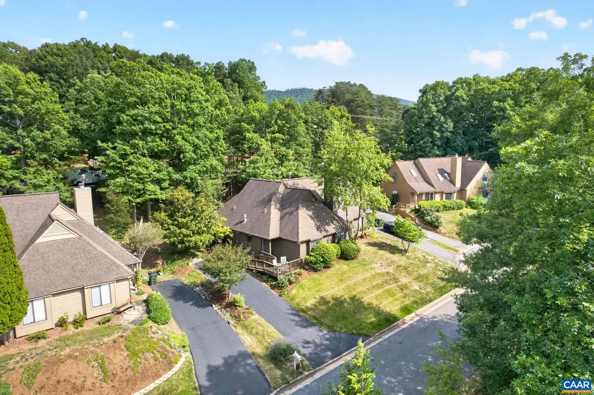 43 Creekside Cir, Charlottesville, VA 22902 - #1