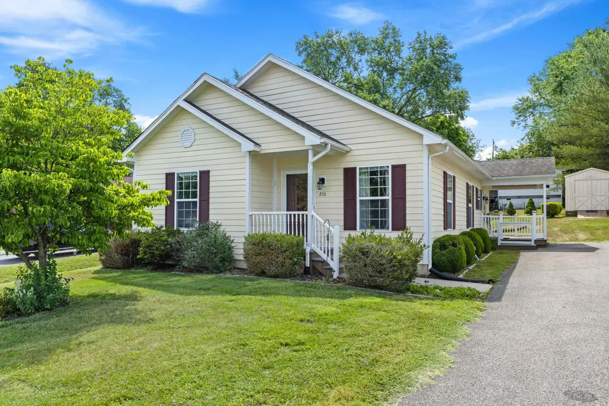 210 Walker St, Lexington, VA 24450 - #1