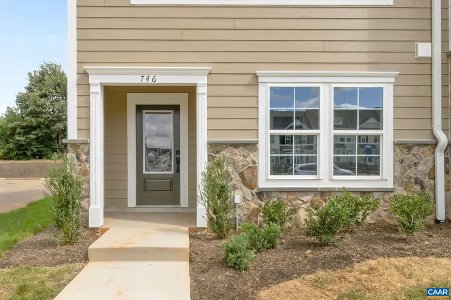 14 Forbes Dr, Charlottesville, VA 22911 - #2