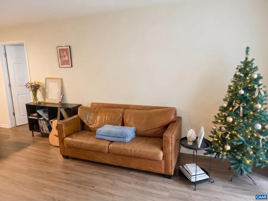 190 Yellowstone Dr, Charlottesville, VA 22903 - #3