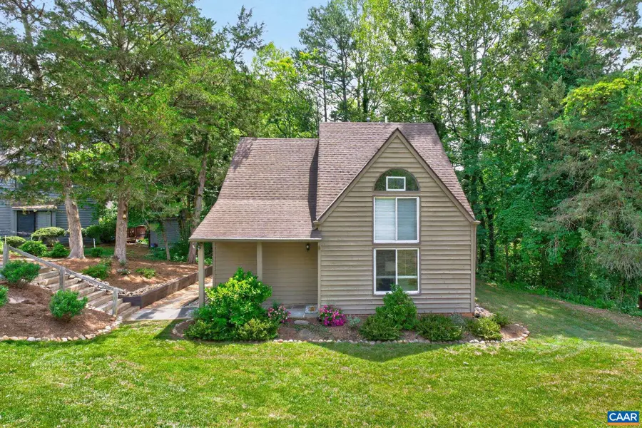 1303 Timberbranch Ct, Charlottesville, VA 22902 - #2