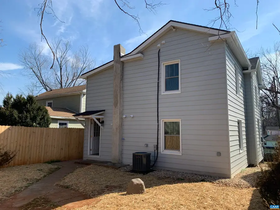 337 6th St Sw, Charlottesville, VA 22903 - #3