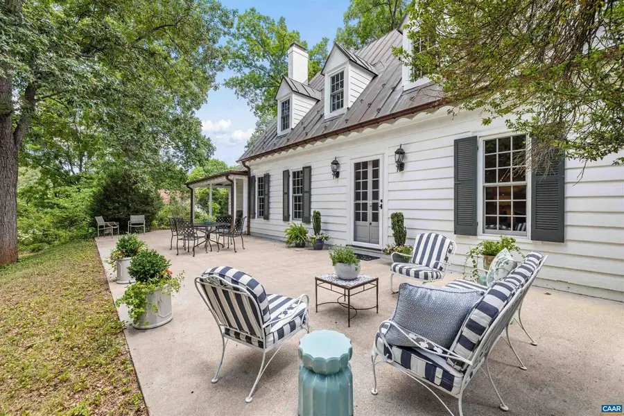 1868 Edgewood Ln, Charlottesville, VA 22903 - #2