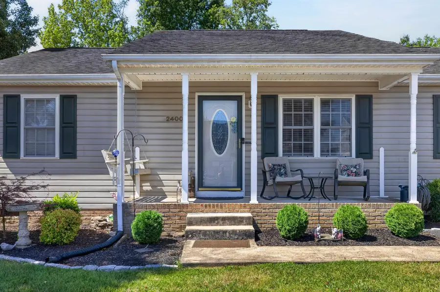 2400 Mosley St, Waynesboro, VA 22980 - #2