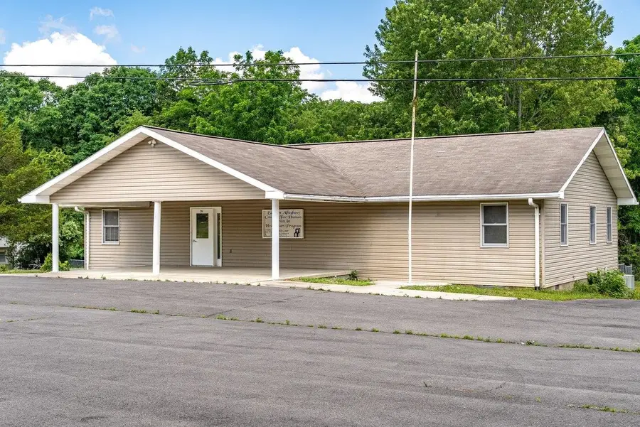 204 Gambill Rd, Franklin, WV 26807 - #2