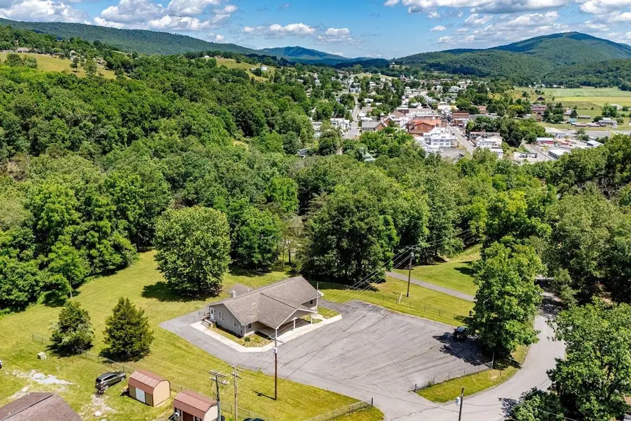 204 Gambill Rd, Franklin, WV 26807 - #3