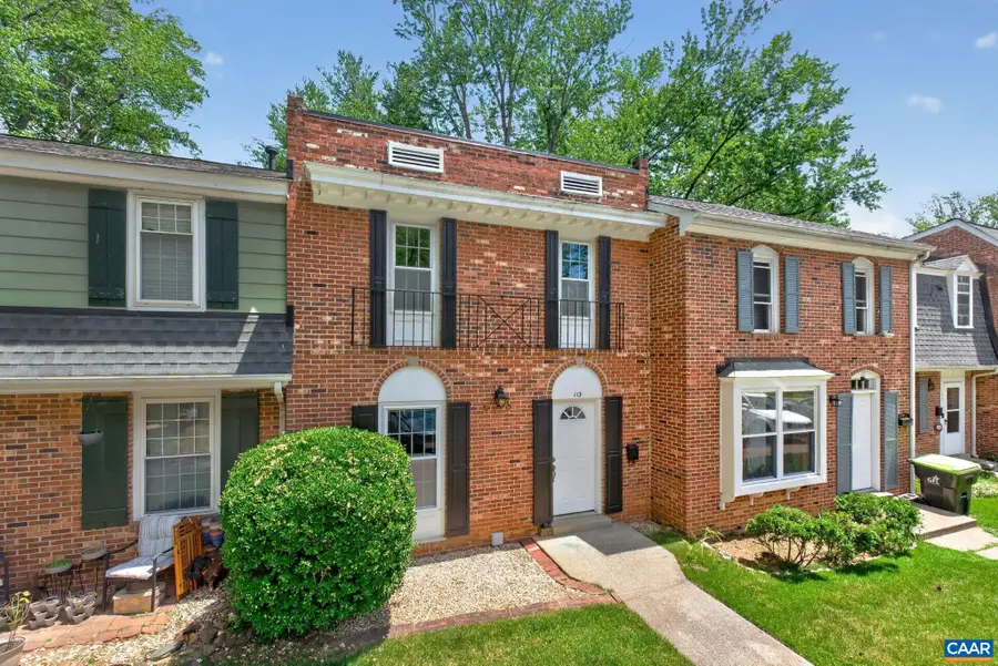 113 Scarborough Pl, Charlottesville, VA 22903 - #2