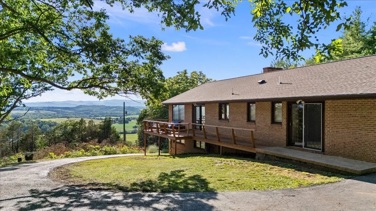 1691 Webb Ln, Mount Crawford, VA 22841 - #1