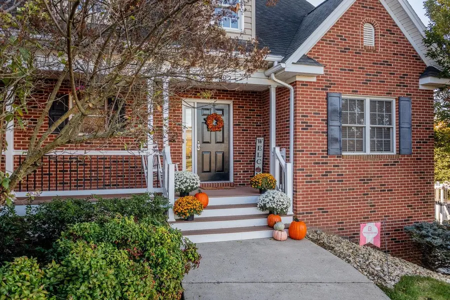 322 Melvin Cir, Bridgewater, VA 22812 - #2