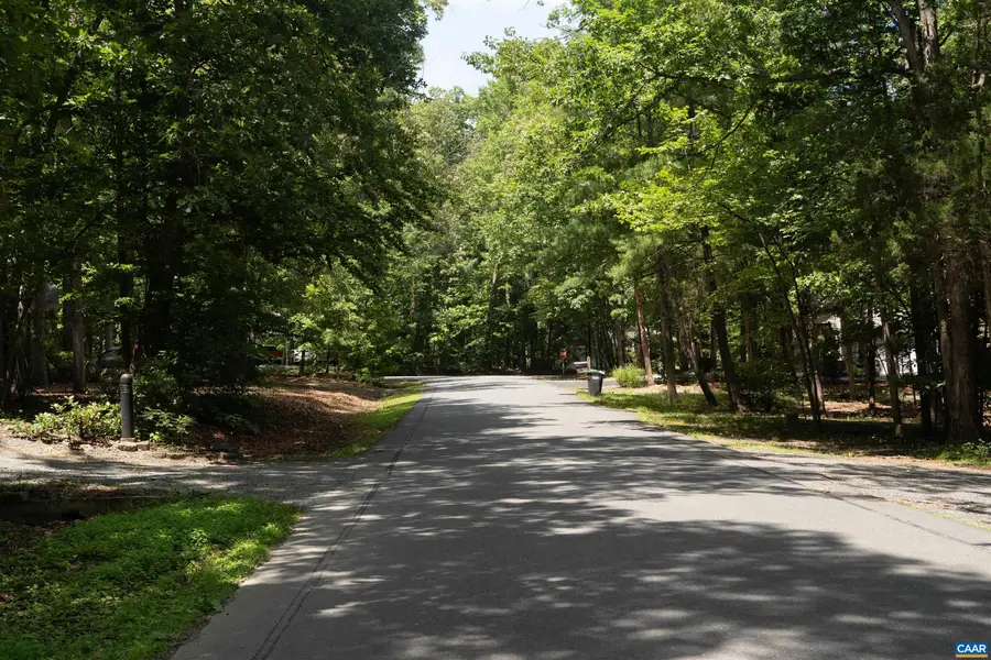 69 Bolling Cir, Palmyra, VA 22963 - #2