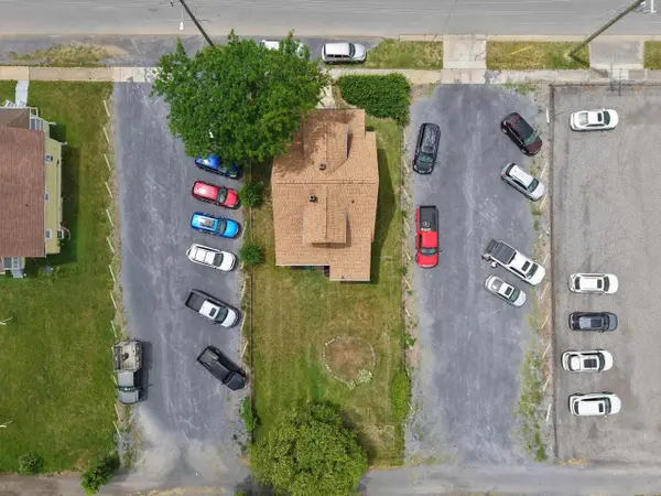 568 Charlotte Ave N, Waynesboro, VA 22980