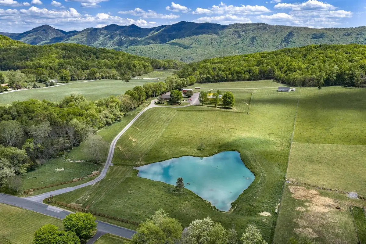 65 & 190 Whistle Hollow Ln, Fairfield, VA 24435 - #1