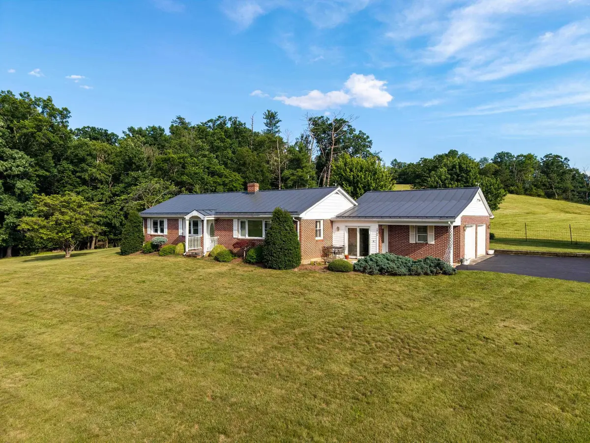 12199 Hollow Rd, Fulks Run, VA 22830 - #1