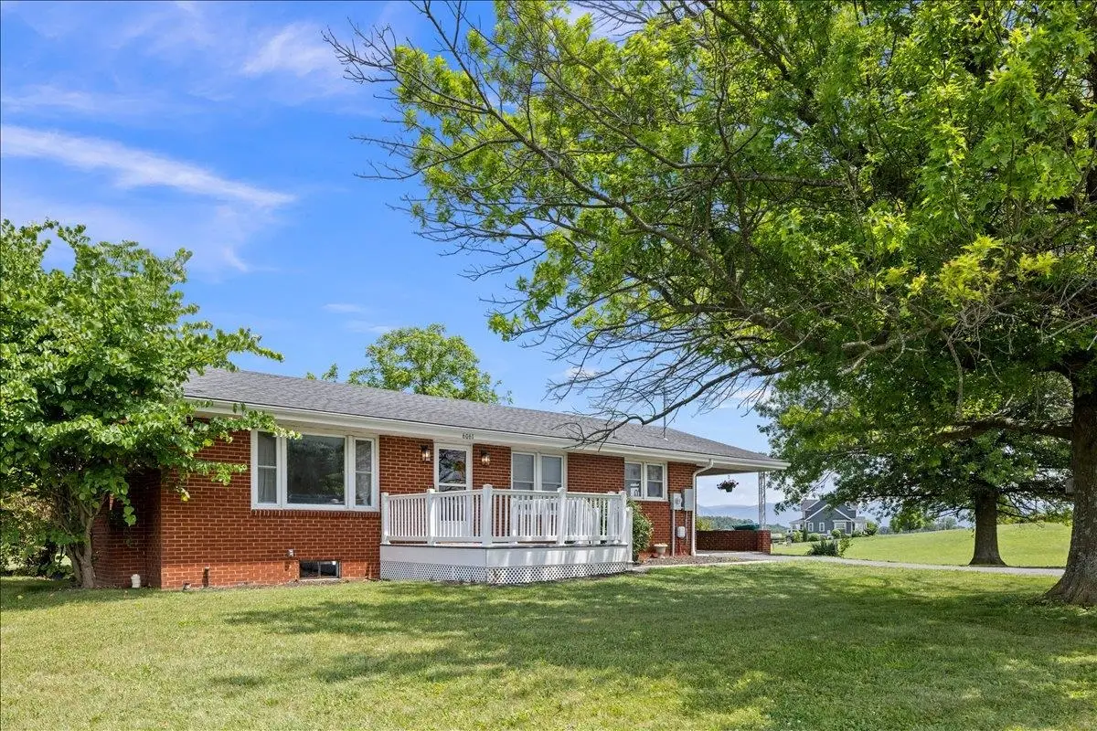 6061 Oak Shade Rd, Ashby, VA 22801 - #1