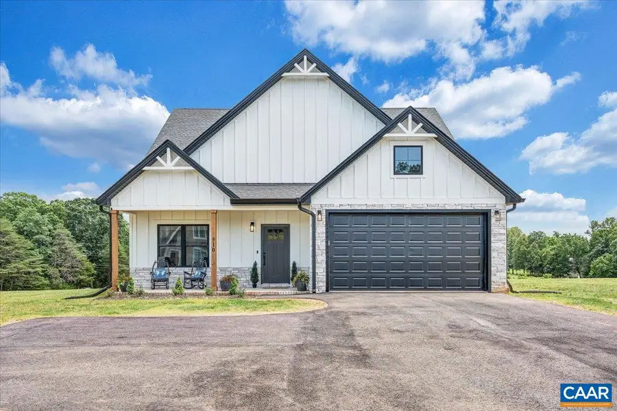 510 Camellia Ln, Moneta, VA 24121 - #2