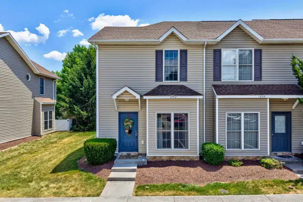 1242 Settlers Ln, Harrisonburg, VA 22802