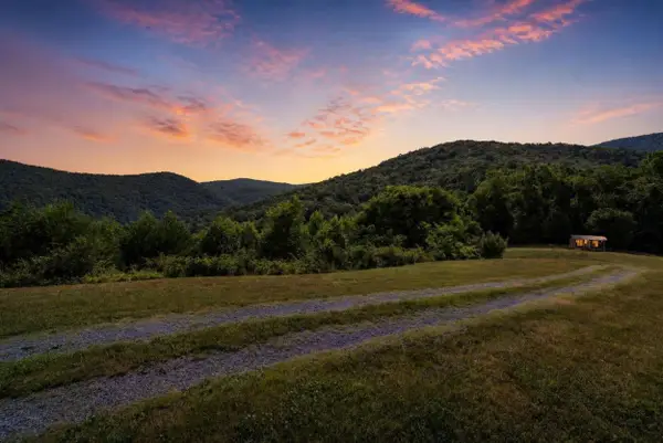 5855 Jollett Rd, Elkton, VA 22827