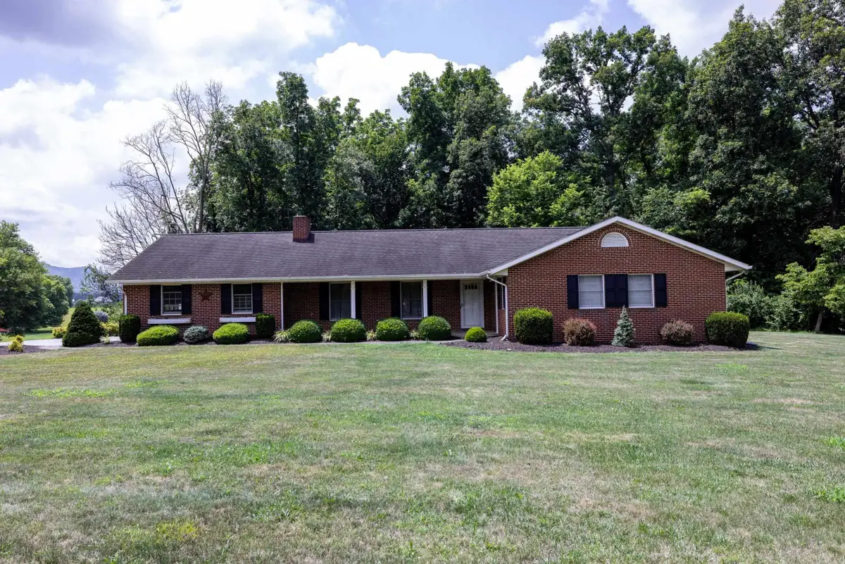 1630 Island Ford Rd, Elkton, VA 22827 - #1