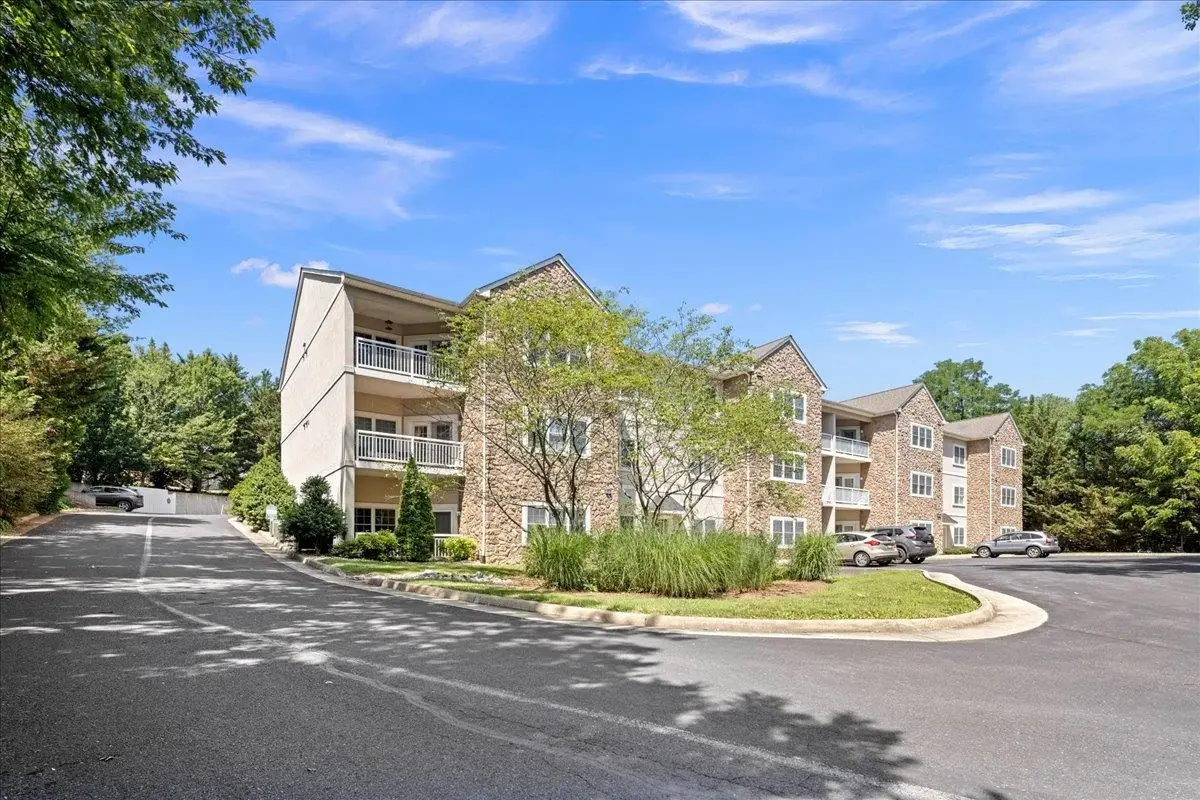 1410 Coalter St N, Staunton, VA 24401 - #1