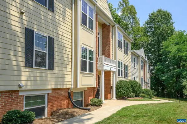1211 Villa Ln, Charlottesville, VA 22903