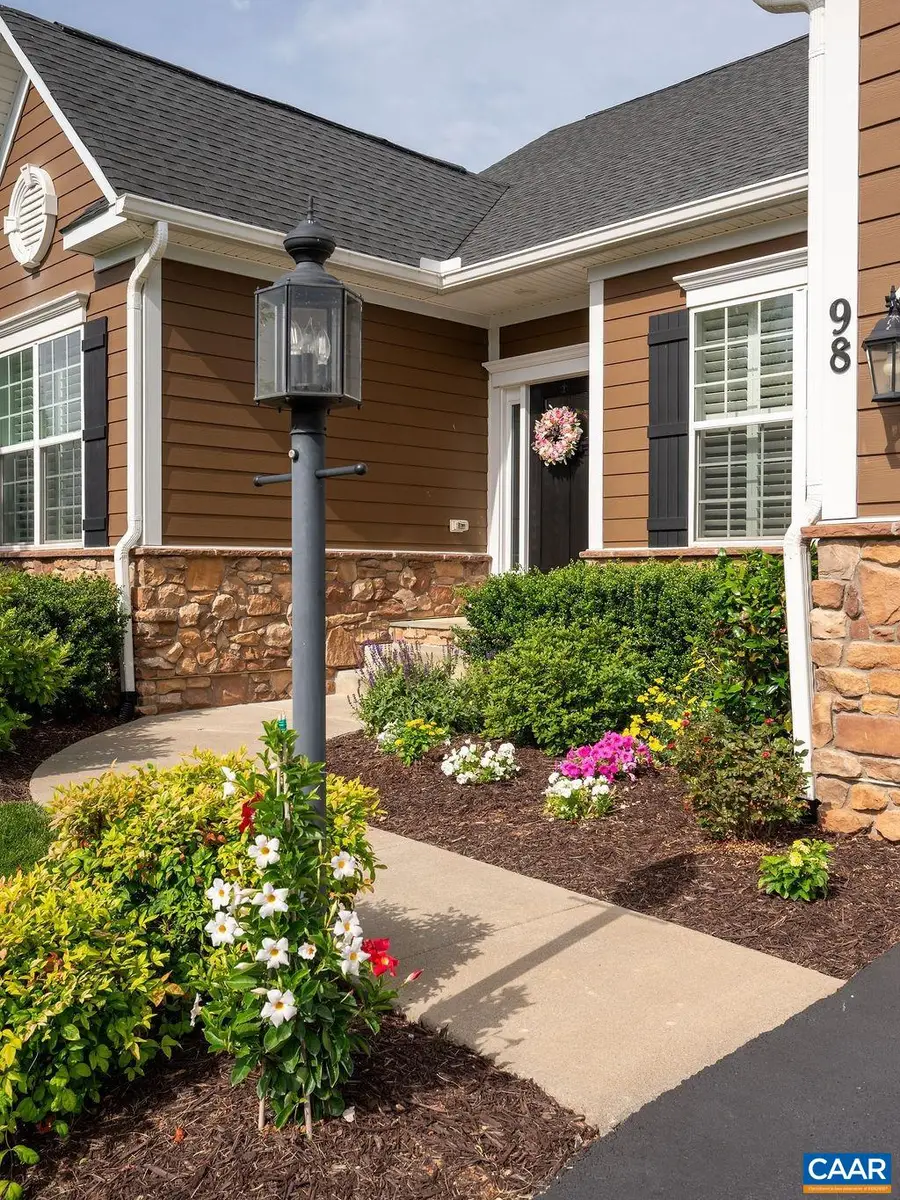 98 Heritage Dr, Zion Crossroads, VA 22942 - #3