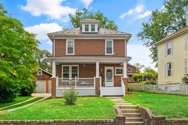 224 Florence Ave, Waynesboro, VA 22980