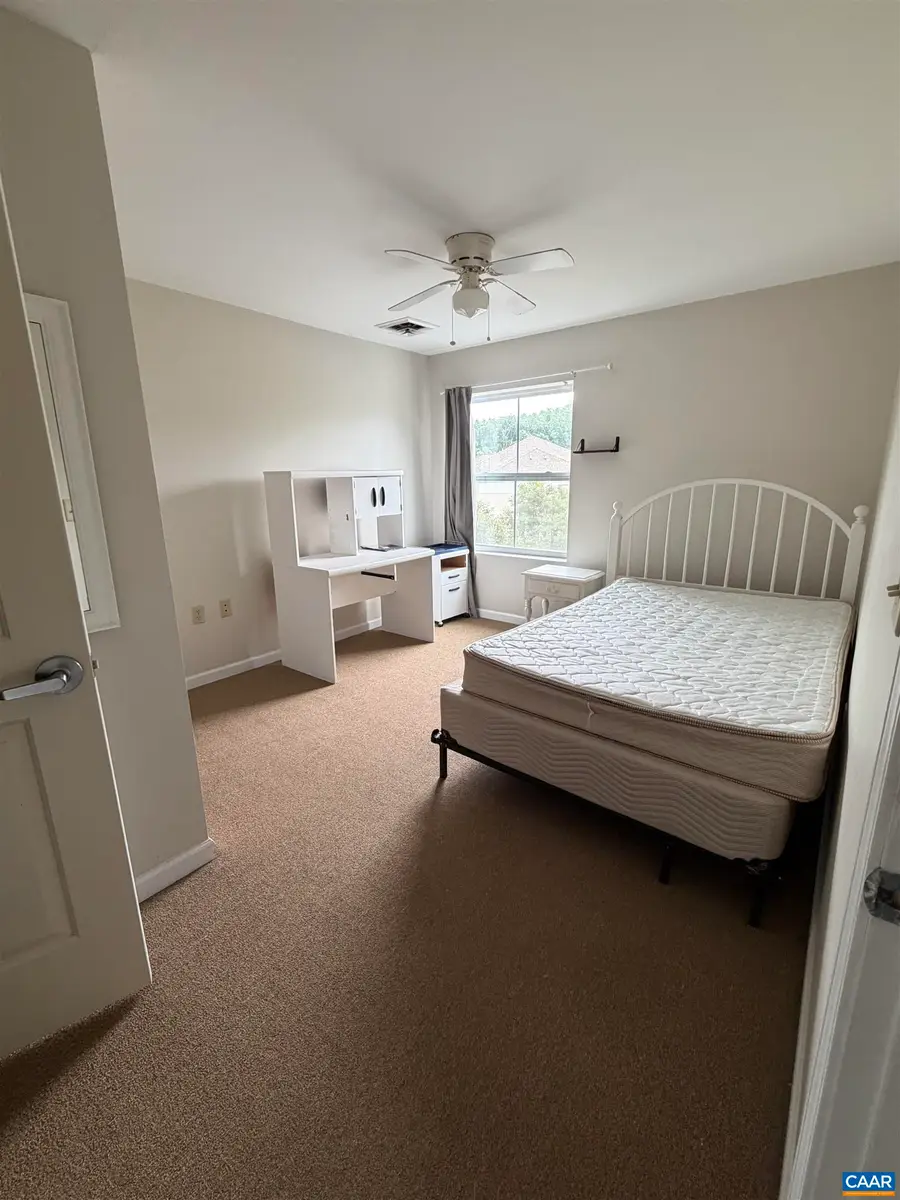 510 Davis Mill Dr, Harrisonburg, VA 22801 - #3