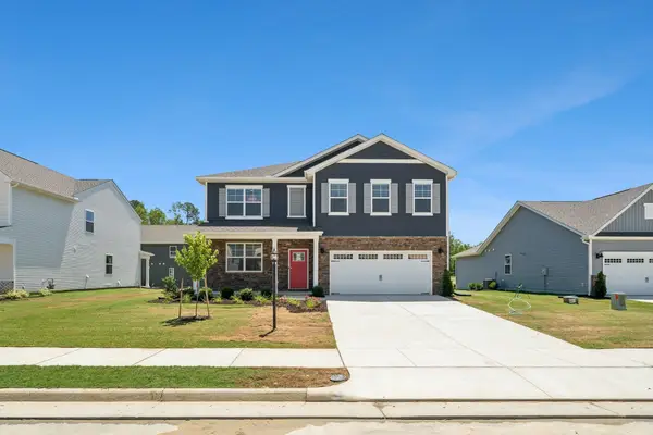 545 Summercrest Ave, Waynesboro, VA 22980