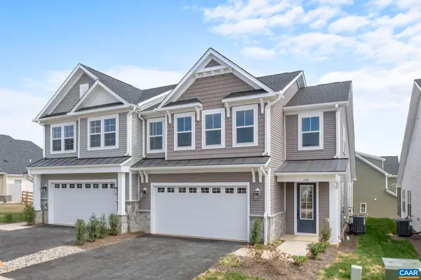 142 Sunbird Ln, Waynesboro, VA 22980
