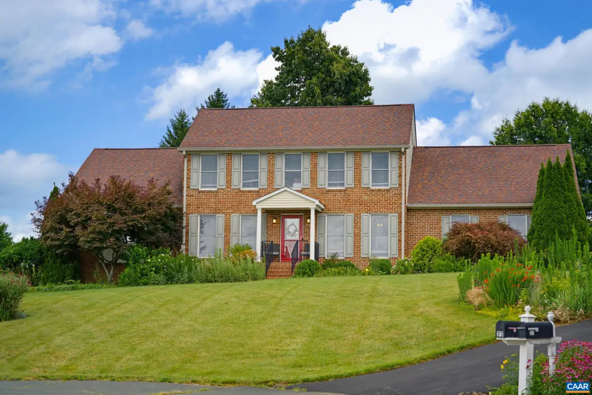 23 Christopher Ct, Waynesboro, VA 22980 - #1