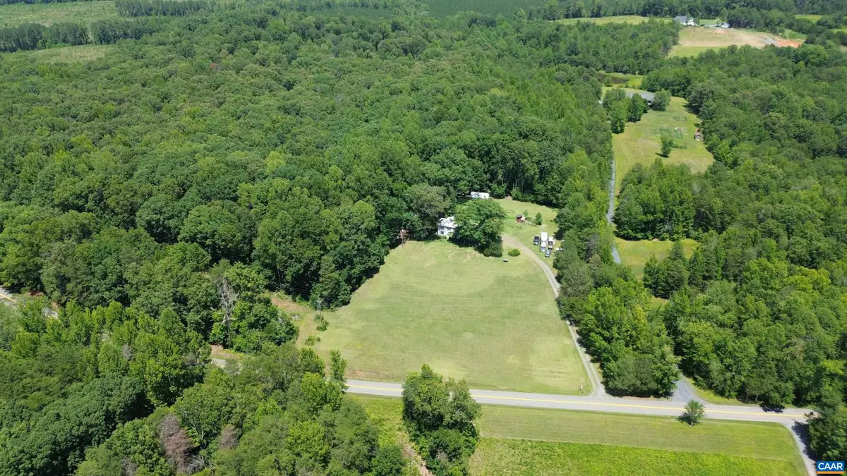 3818 Stage Junction Rd, Columbia, VA 23038 - #1