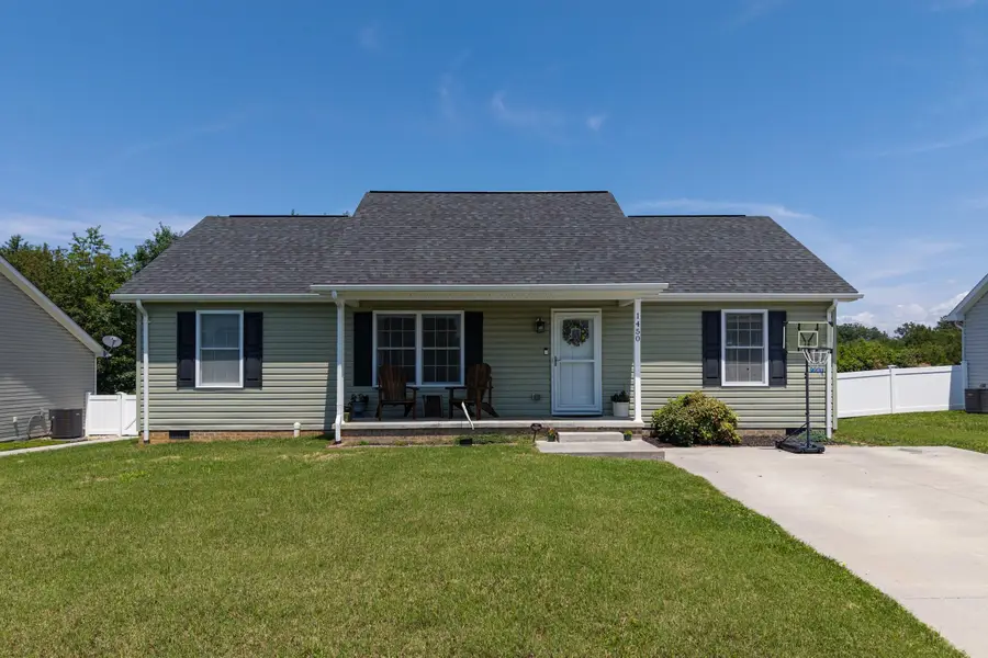 1450 Mandolin Ave, Grottoes, VA 24441 - #2