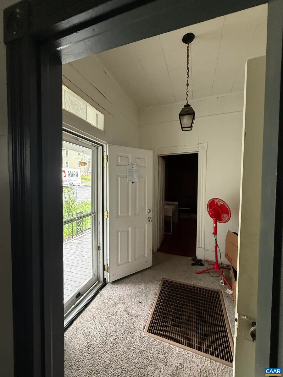 30 Lake Ave, Staunton, VA 24401 - #3