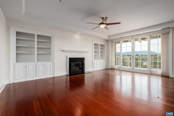 210 10th St Ne, Charlottesville, VA 22902